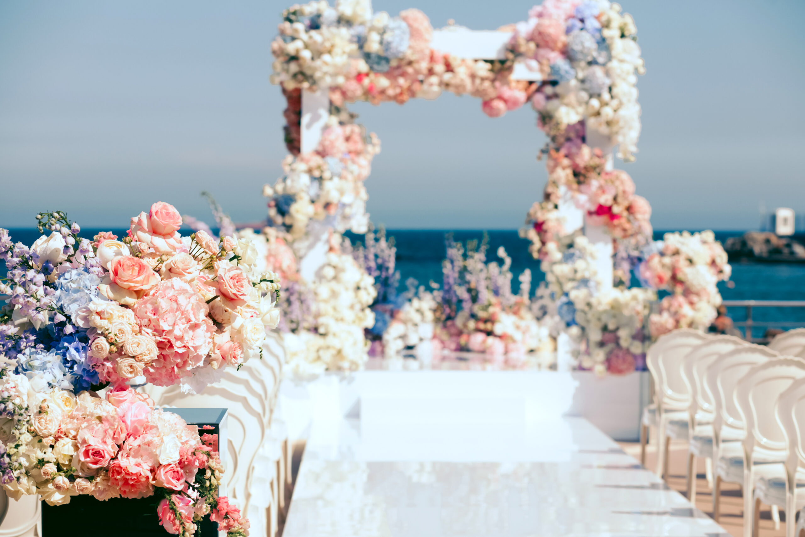 floral-wedding-archway